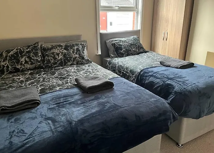 2 Bed House Near Sefton Park & Lark Lane